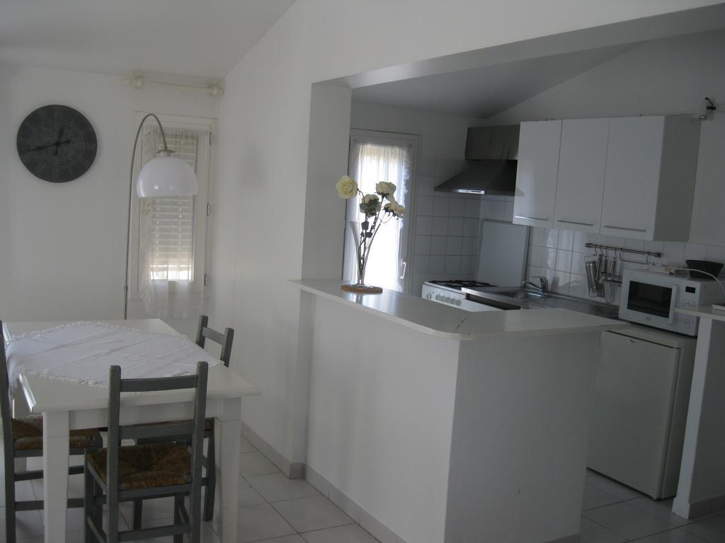 Apartments La Madeleine Avignon Quarto foto